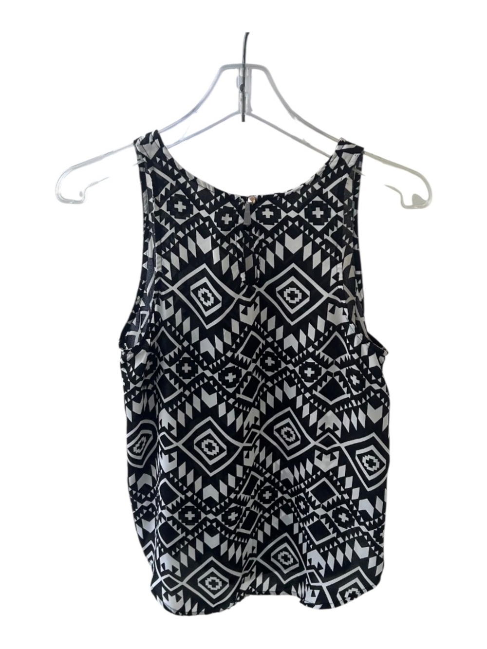 Xhilaration Black and White Geometric Printed Sleeveless Top-Size M